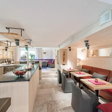 Εξοχικό σπίτι Sepp Santer Ζόλντεν